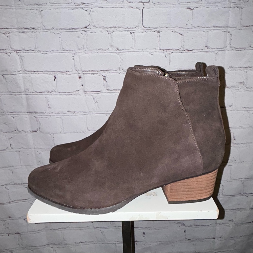 Blondo Women's Villa Waterproof Ankle Bootie size 10M‎ NEW
